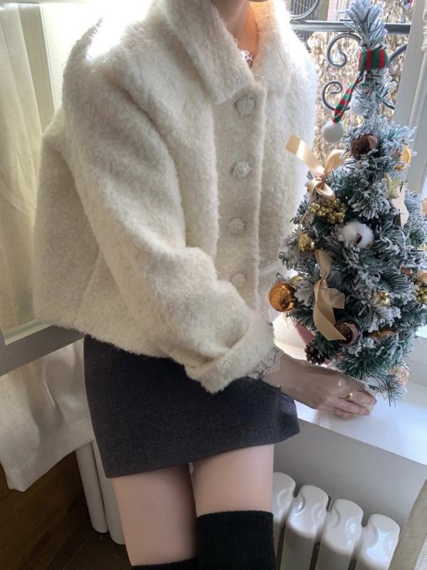 Korea 羊圈毛翻領氣質外套-2色 Korea 羊圈毛翻領氣質外套-2色