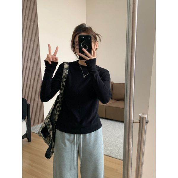 溫暖顯瘦磨毛慕斯絨小立領百搭T-6色 溫暖顯瘦磨毛慕斯絨小立領百搭T-6色