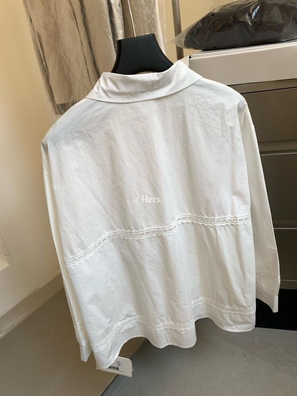 簡約設計感 廓形鏤空純色襯衫 簡約設計感 廓形鏤空純色襯衫