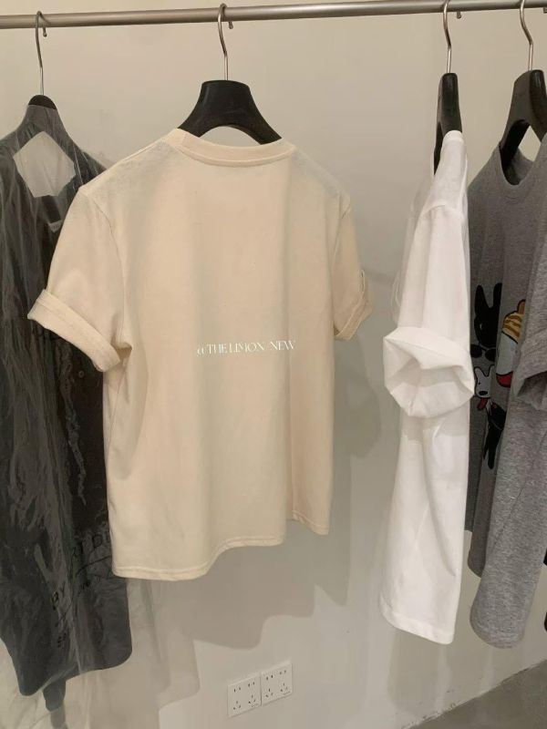 黑白音樂小狗印圖T-4色 黑白音樂小狗印圖T-4色