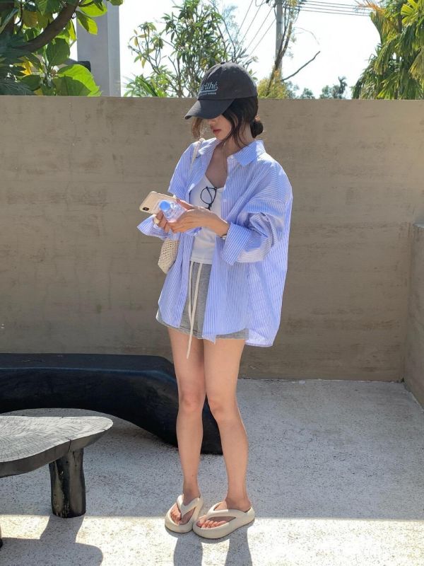 韓系簡約條紋減齡寬鬆防曬襯衫-2色 韓系簡約條紋減齡寬鬆防曬襯衫-2色