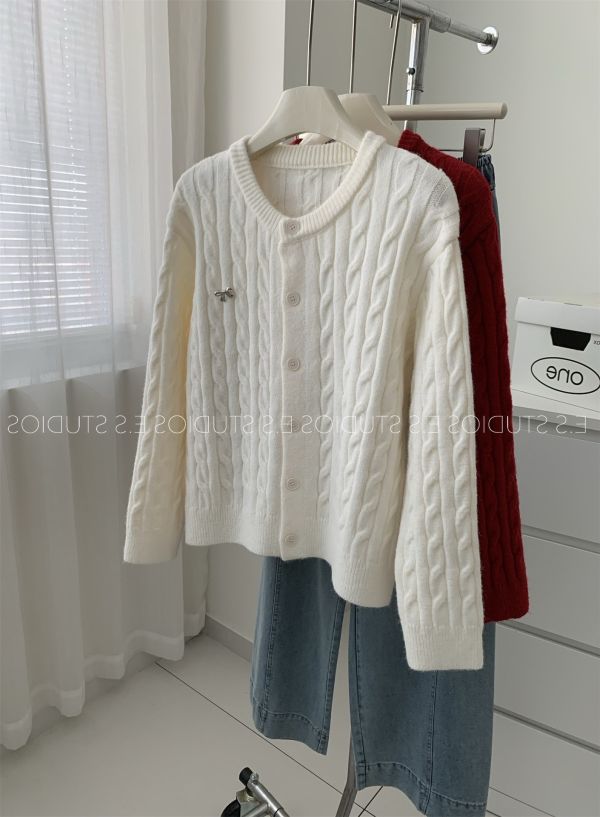 溫柔麻花蝴蝶結釘扣毛衣外套-3色 溫柔麻花蝴蝶結釘扣毛衣外套-3色