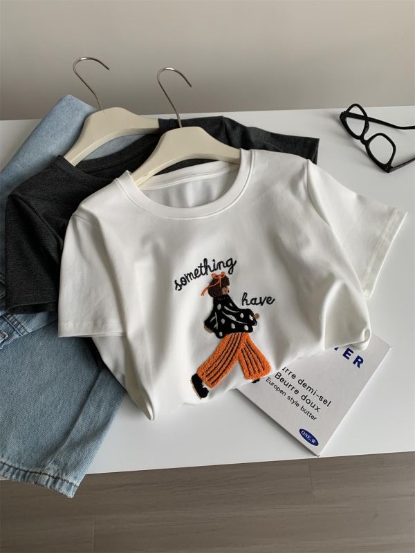 小女孩立體刺繡棉質減齡舒適T-2色 小女孩立體刺繡棉質減齡舒適T-2色