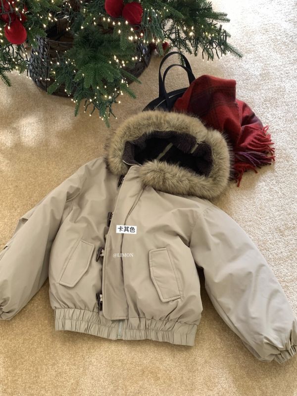 百搭寬鬆牛角扣連帽毛領派克外套 百搭寬鬆牛角扣連帽毛領派克外套