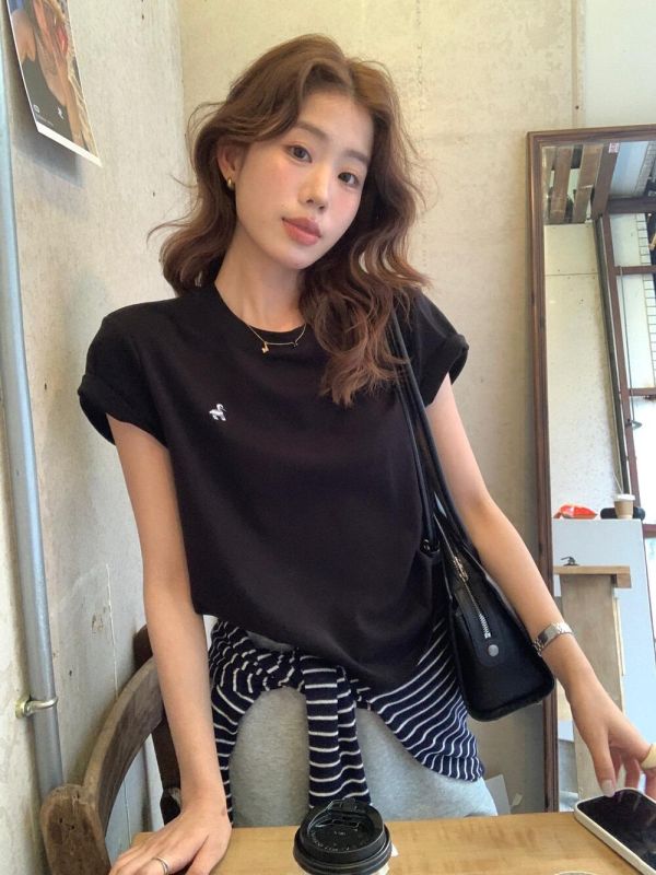 春夏純色小馬刺繡清新百搭T-5色 春夏純色小馬刺繡清新百搭T-5色