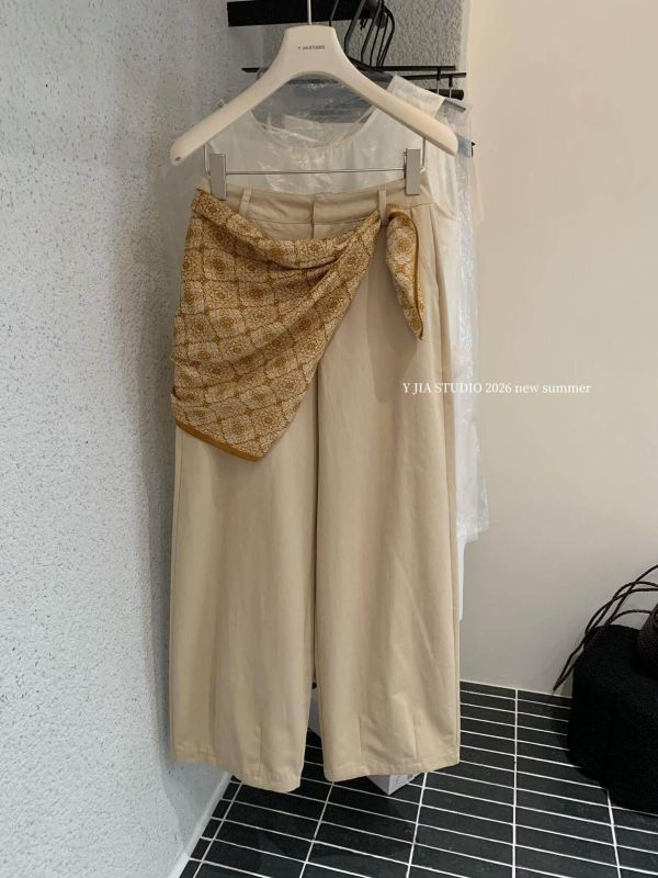 夏日慵懶鬆弛感polo領針織上衣+闊腿褲兩件套裝 夏日慵懶鬆弛感polo領針織上衣+闊腿褲兩件套裝