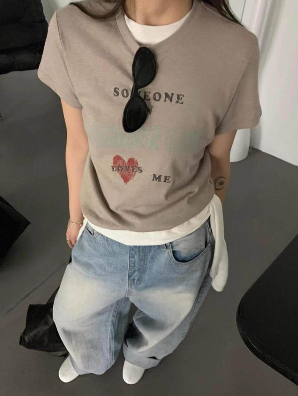 愛心字母印花顯瘦圓領T恤-3色 愛心字母印花顯瘦圓領T恤-3色