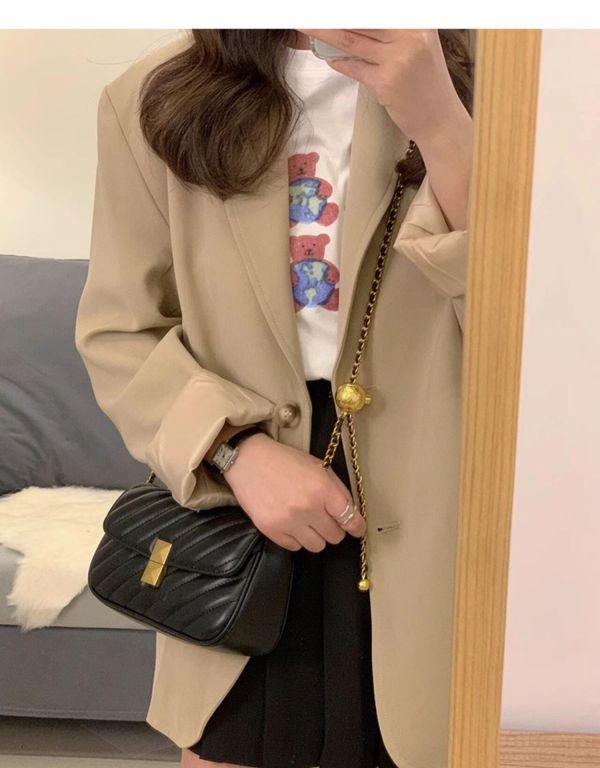 自帶挺度 薄款氣質休閒小西服-3色 自帶挺度 薄款氣質休閒小西服-3色