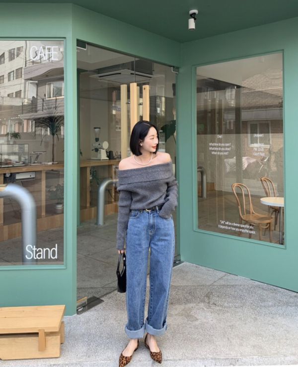 Korea 坑條一字領針織毛衣-4色 Korea 坑條一字領針織毛衣-4色