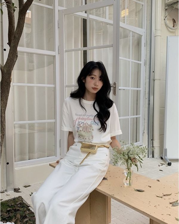 雙耳扣牛仔女高腰休閒直筒牛仔褲-2色 雙耳扣牛仔女高腰休閒直筒牛仔褲-2色