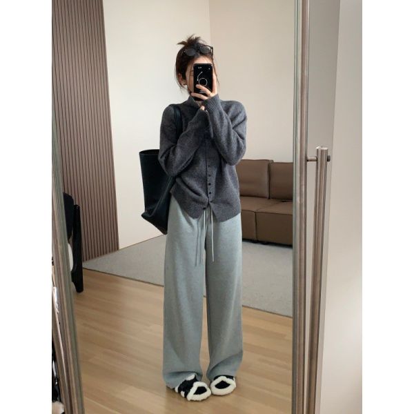 經典百搭奶茶色休閒加絨保暖直筒褲-3色 經典百搭奶茶色休閒加絨保暖直筒褲-3色