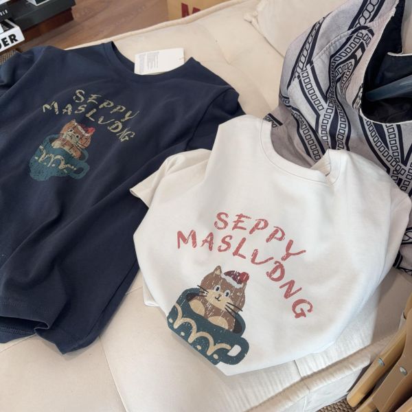 茶杯貓咪卡通印花T恤-2色 茶杯貓咪卡通印花T恤-2色