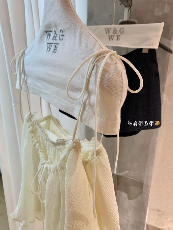 浪漫氛圍雙層紋理感繫帶遮副乳吊帶背心-2色 浪漫氛圍雙層紋理感繫帶遮副乳吊帶背心-2色