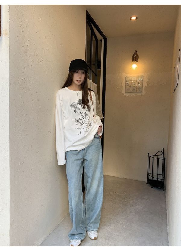 重工水洗口袋刺繡高腰直筒牛仔休閒長褲 重工水洗口袋刺繡高腰直筒牛仔休閒長褲