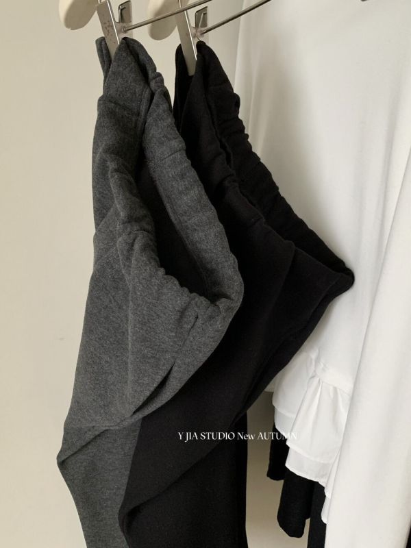 簡約加絨顯瘦大長腿微喇叭休閒褲-2色 簡約加絨顯瘦大長腿微喇叭休閒褲-2色