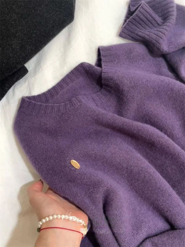 無縫一體純色羊毛保暖針織上衣-2色 無縫一體純色羊毛保暖針織上衣-2色