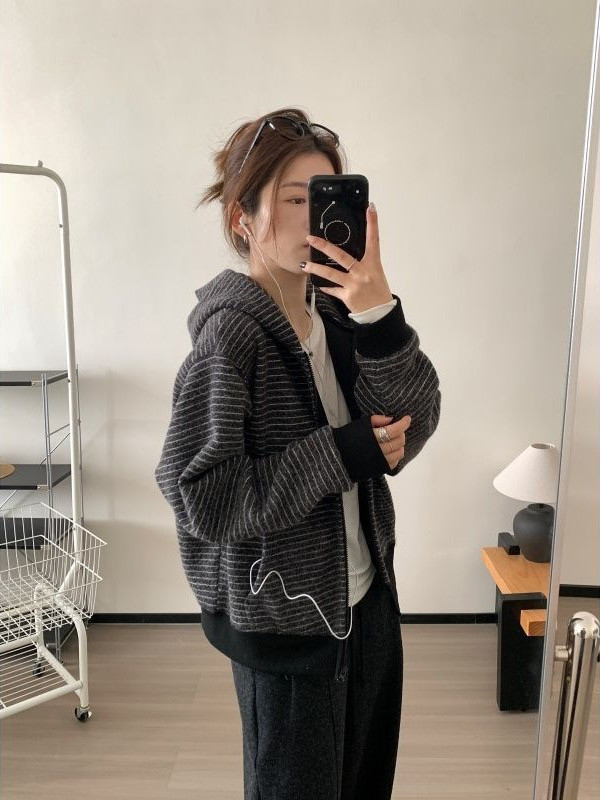 慵懶鬆弛感條紋廓形拉鍊連帽外套-2色 慵懶鬆弛感條紋廓形拉鍊連帽外套-2色
