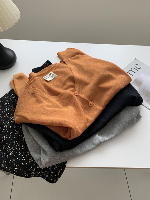 薄款冰絲V領針織開衫防曬空調衫-5色 薄款冰絲V領針織開衫防曬空調衫-5色