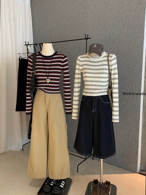 撞色條紋百搭修身針織上衣-2色 撞色條紋百搭修身針織上衣-2色