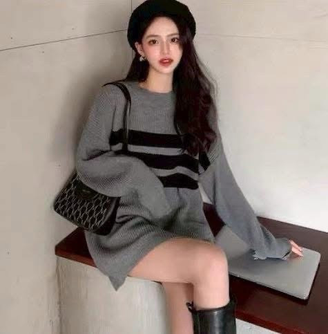 條紋撞色長版針織上衣-3色 條紋撞色長版針織上衣-3色