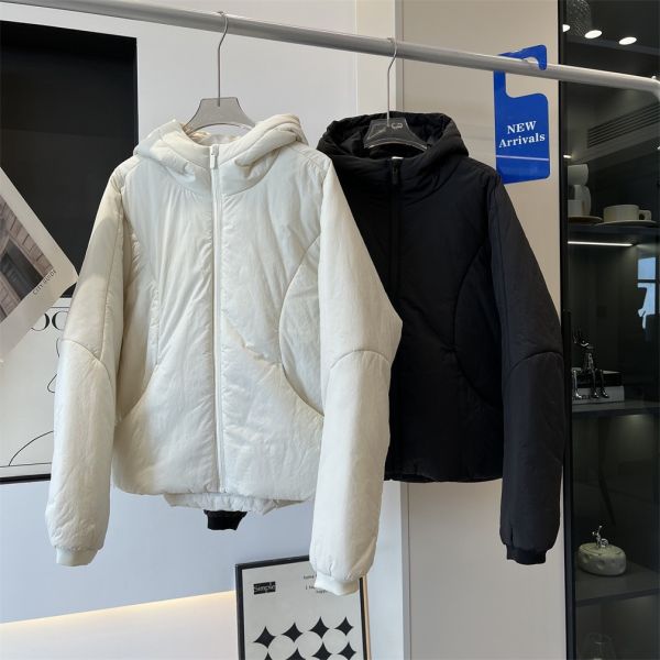 保暖連帽輕盈鋪棉寬鬆休閒外套-2色 保暖連帽輕盈鋪棉寬鬆休閒外套-2色