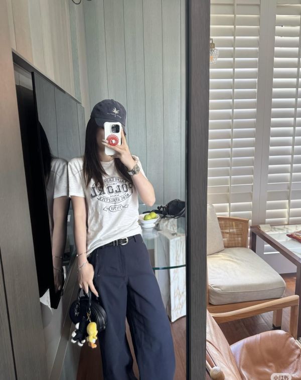 簡約做舊字母印花美式竹節棉上衣-2色 簡約做舊字母印花美式竹節棉上衣-2色