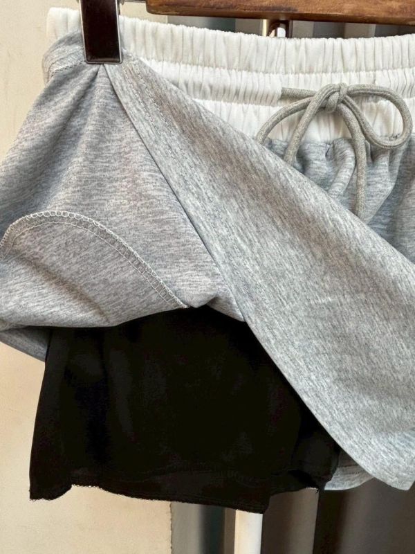 韓系運動感假兩件套裝-2色 韓系運動感假兩件套裝-2色