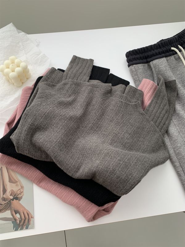 韓系無縫一體綿羊毛半高領針織打底衫-4色 韓系無縫一體綿羊毛半高領針織打底衫-4色