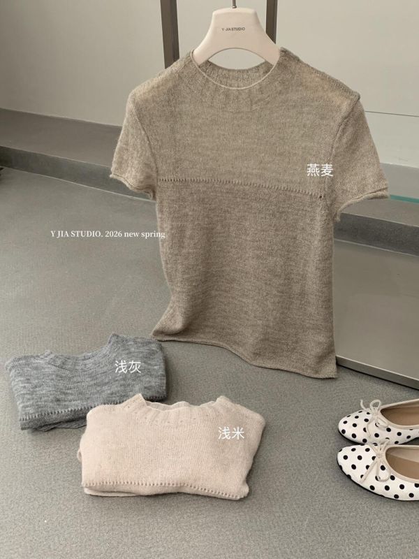 溫柔小姐姐質感鏤空透氣針織上衣-3色 溫柔小姐姐質感鏤空透氣針織上衣-3色