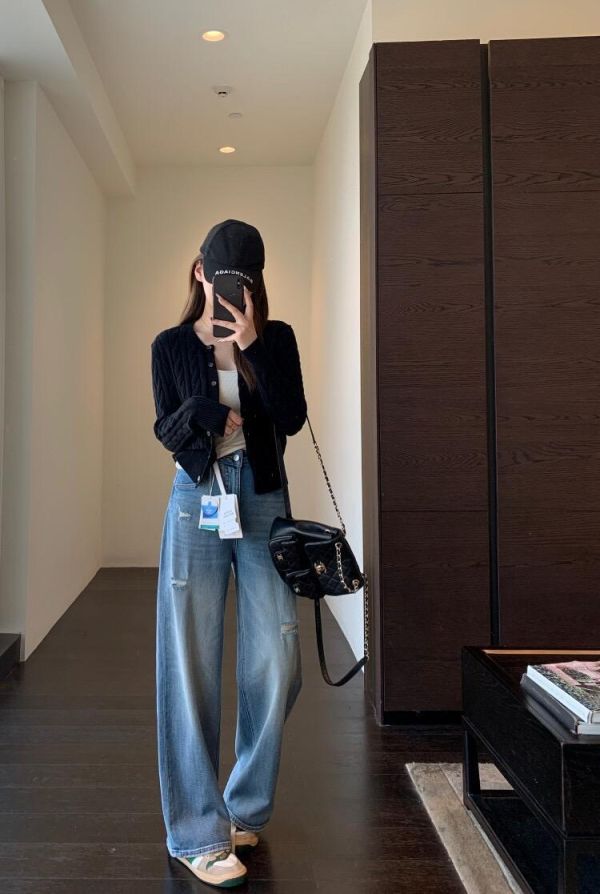 時尚破洞！美式設計感高腰直筒牛仔褲-2色 時尚破洞！美式設計感高腰直筒牛仔褲-2色