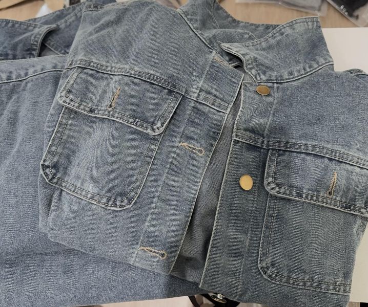 大口袋實用酵素淺藍/復古藍牛仔外套 大口袋實用酵素淺藍牛仔外套