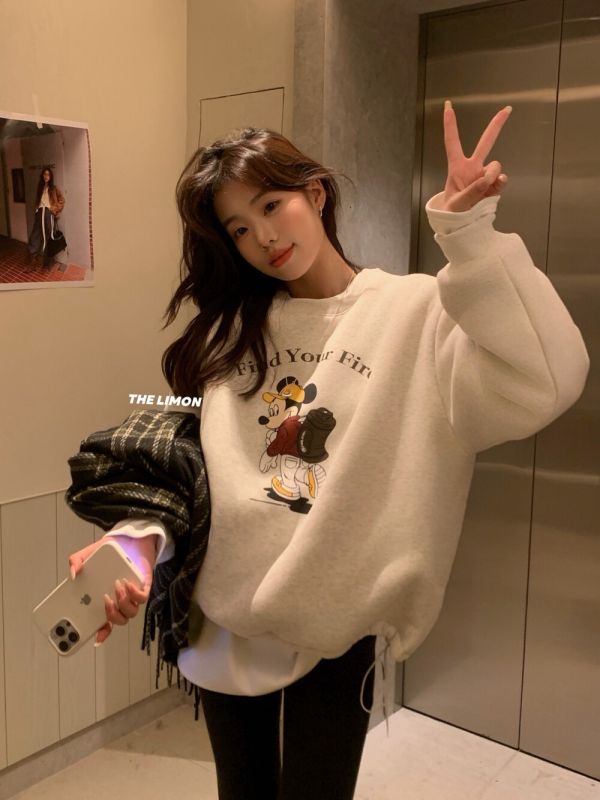 厚絨卡通印花 下擺抽繩套頭棉衣-3色 後絨卡通印花 下擺抽繩套頭棉衣-3色