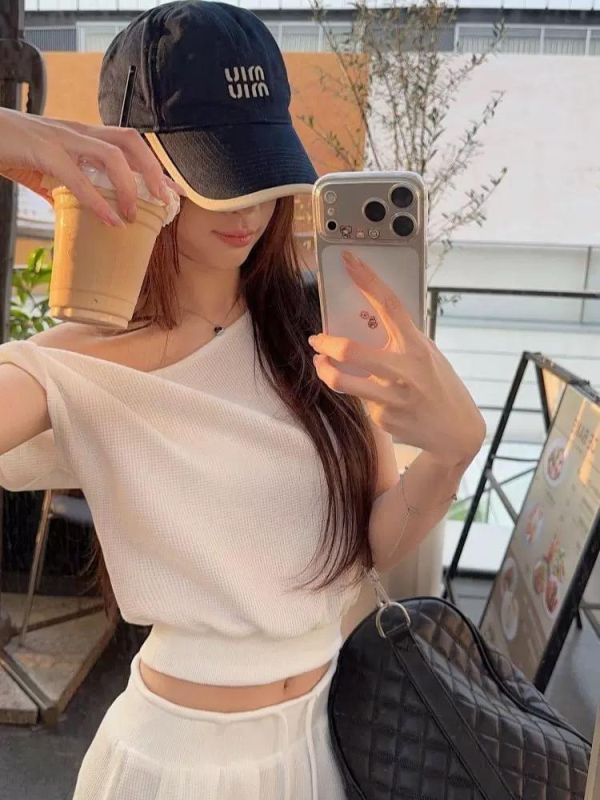 扭結斜肩上衣＋褲子SET-3色 扭結斜肩上衣＋褲子SET-3色