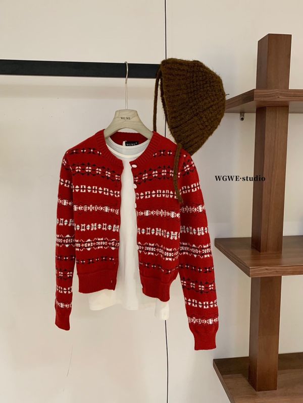 費爾島提花修身針織開衫 費爾島提花修身針織開衫