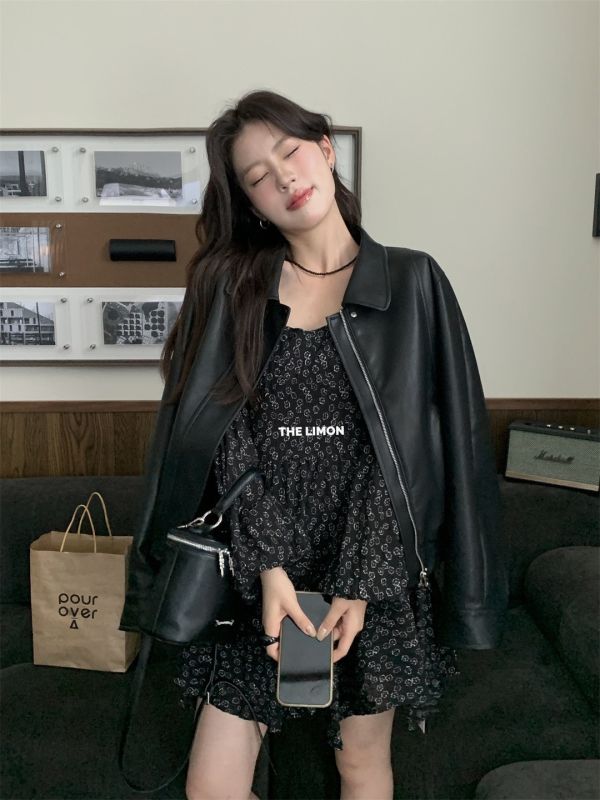 穿上巨好看 設計感碎花雪紡連身裙 穿上巨好看 設計感碎花雪紡連身裙