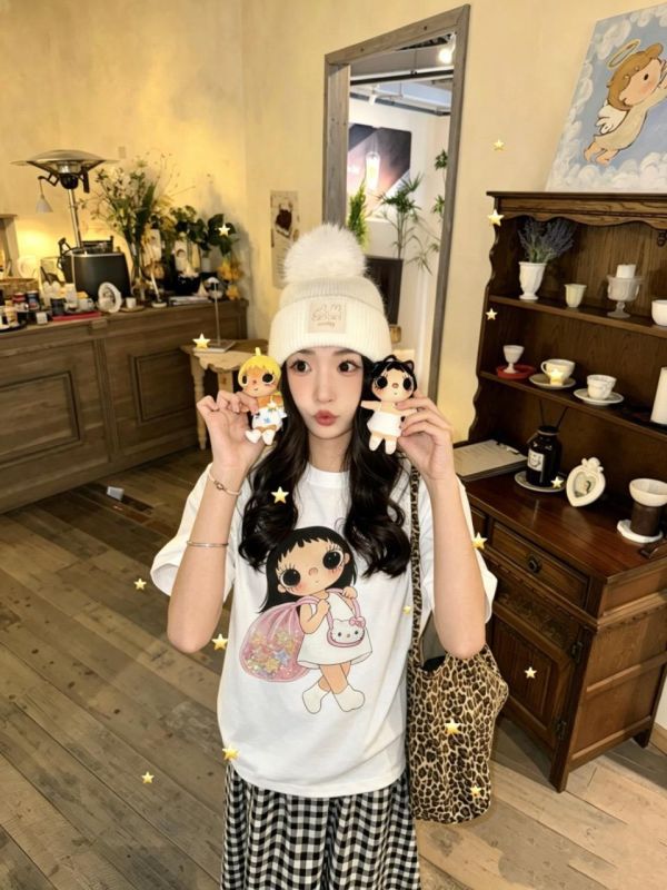 大眼妹妹可愛百搭T恤 大眼妹妹可愛百搭T恤