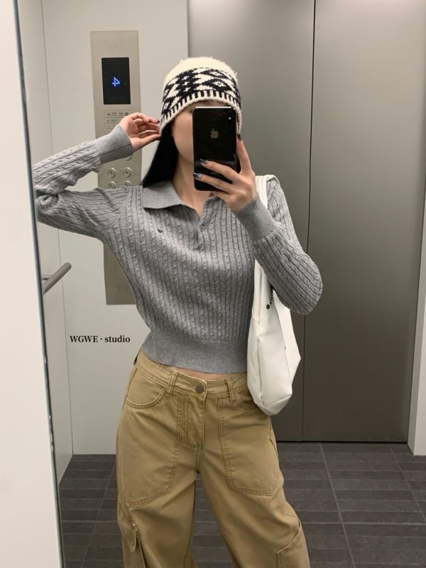 韓系簡約刺繡麻花百搭短款氣質上衣-4色 韓系簡約刺繡麻花百搭短款氣質上衣-4色