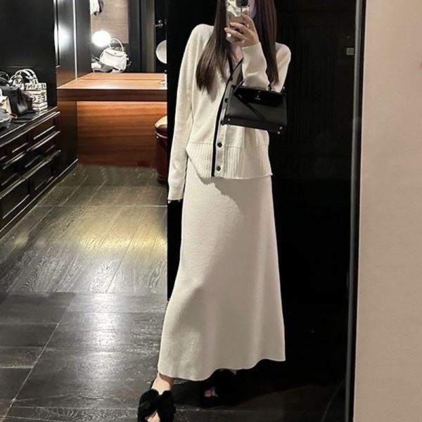 撞色小香風氣質單排扣v領上衣+半身裙套裝-3色 撞色小香風氣質單排扣v領上衣+半身裙套裝-3色