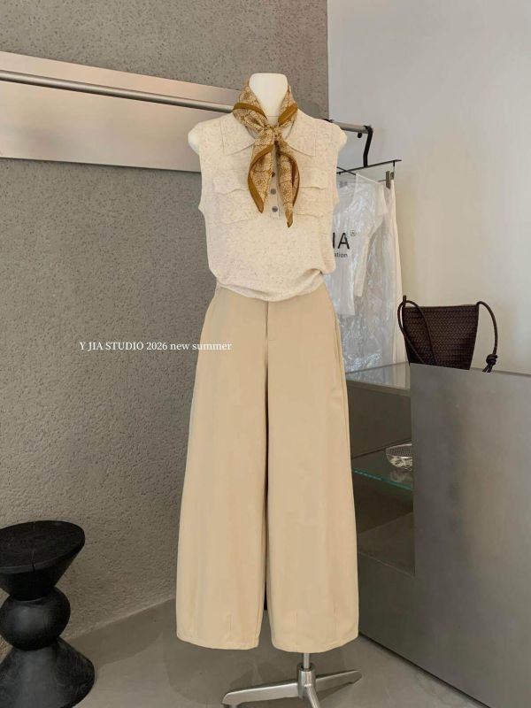 夏日慵懶鬆弛感polo領針織上衣+闊腿褲兩件套裝 夏日慵懶鬆弛感polo領針織上衣+闊腿褲兩件套裝