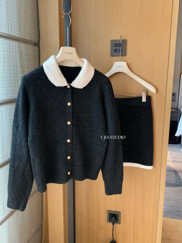 法式小香風撞色翻領針織開衫+高腰半身裙-2色 法式小香風撞色翻領針織開衫+高腰半身裙-2色