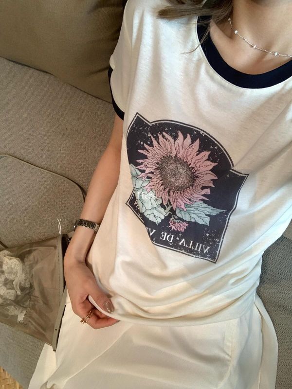 向日葵印花撞色圓領T恤-2色 向日葵印花撞色圓領T恤-2色