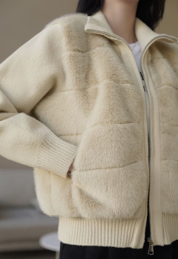Korea 針織秀拼接皮草外套-2色 Korea 針織秀拼接皮草外套-2色