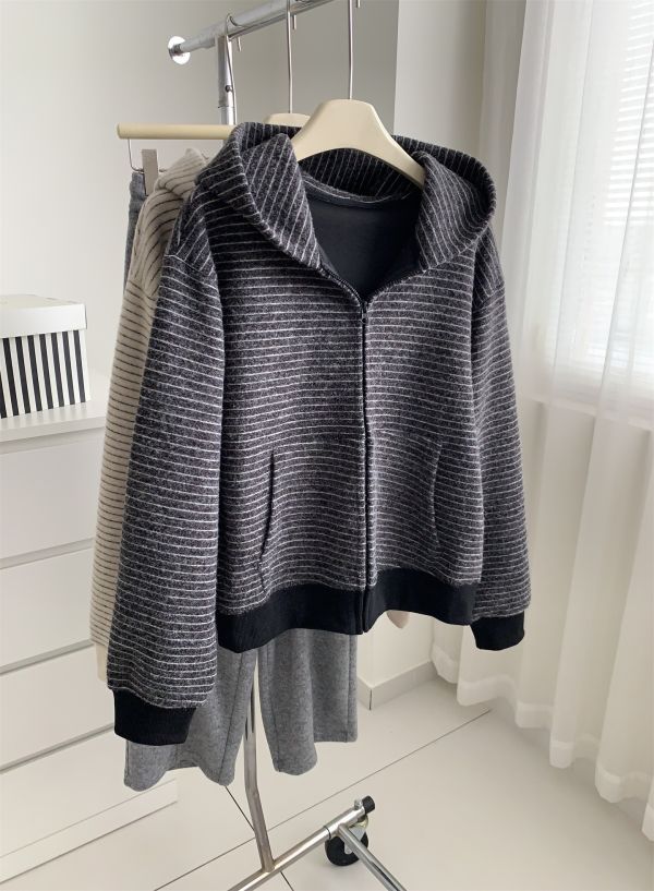 慵懶鬆弛感條紋廓形拉鍊連帽外套-2色 慵懶鬆弛感條紋廓形拉鍊連帽外套-2色