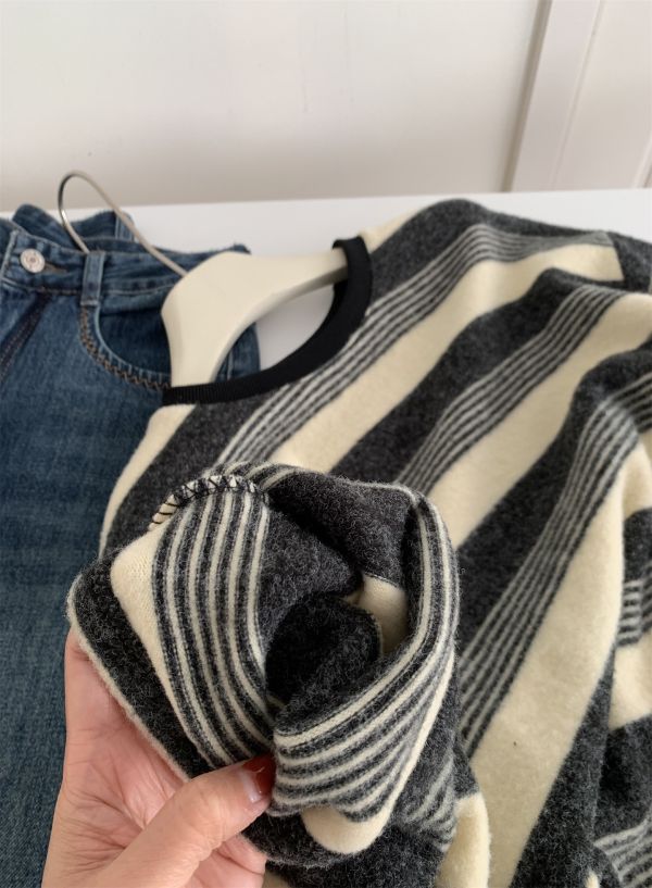 長版寬鬆仿兔絨 柔軟鬆弛感上衣 長版寬鬆仿兔絨 柔軟鬆弛感上衣