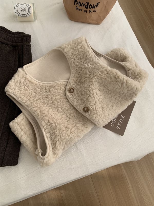 羊羔毛疊穿柔軟不掉毛溫柔保暖背心 羊羔毛疊穿柔軟不掉毛溫柔保暖背心