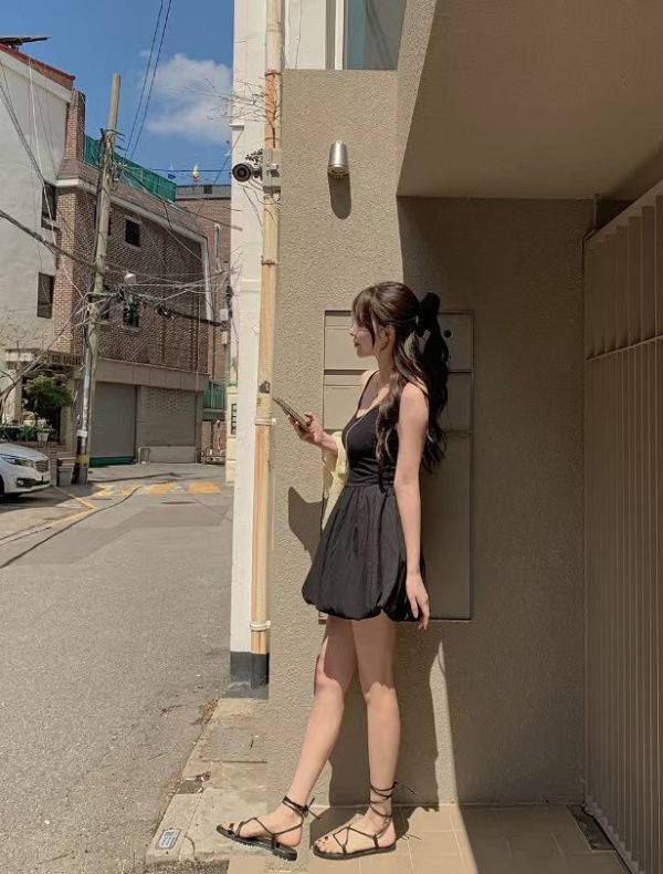 Korea 細肩連身澎裙短洋-2色 Korea 細肩連身澎裙短洋-2色