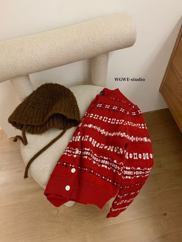 費爾島提花修身針織開衫 費爾島提花修身針織開衫