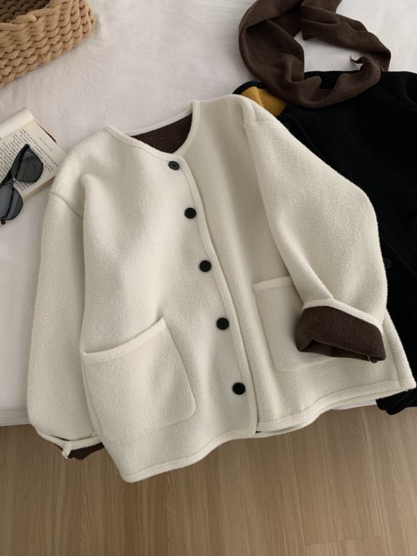 設計感洋氣復古韓國絨圓領鈕扣 真兩件雙面絨開衫外套-2色 設計感洋氣復古韓國絨圓領鈕扣 真兩件雙面絨開衫外套-2色