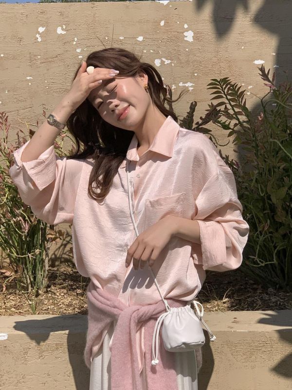 天絲～肌理感簡約慵懶風質感襯衫上衣-4色 天絲～肌理感簡約慵懶風質感襯衫上衣-4色