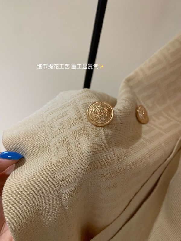 法式名媛針織小香風V領氣質針織衫-2色 法式名媛針織小香風V領氣質針織衫-2色